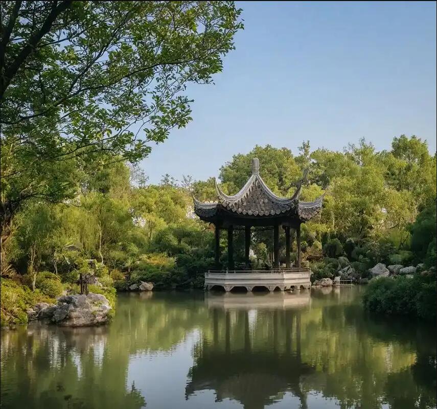 鄂城区涵柏餐饮有限公司